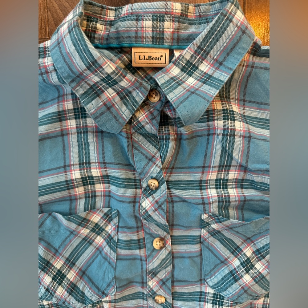 L.L.Bean Womens Plaid Flannel Shirt Small Teal Blue Button Down Classic - Picture 3 of 5